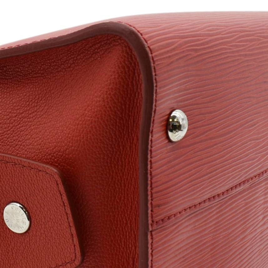 LOUIS VUITTON Vaneau MM Epi Leather Shoulder Bag Red