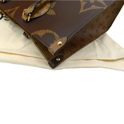 LOUIS VUITTON Onthego MM Giant Monogram Canvas Tote Shoulder Bag Brown