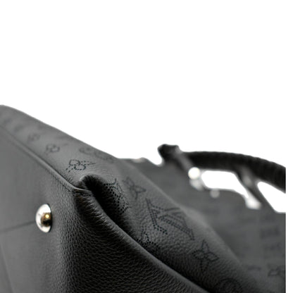 LOUIS VUITTON Beaubourg Mahina MM Leather Hobo Shoulder Bag Black