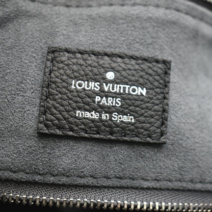LOUIS VUITTON Beaubourg Mahina MM Leather Hobo Shoulder Bag Black