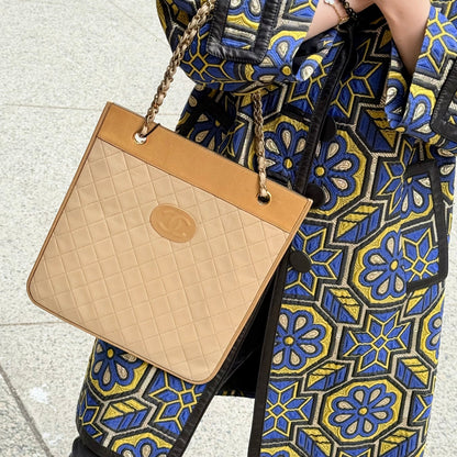 Chanel Flat Chain Shoulder Bag