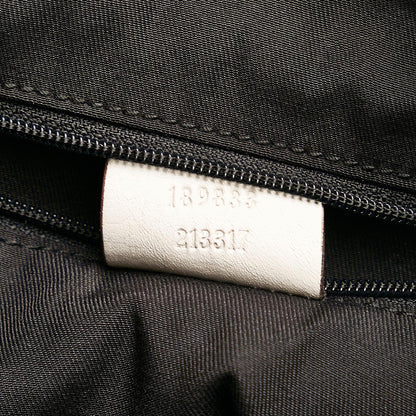 Gucci Abbey D-Ring Shoulder Bag (SHG-arWVNY)
