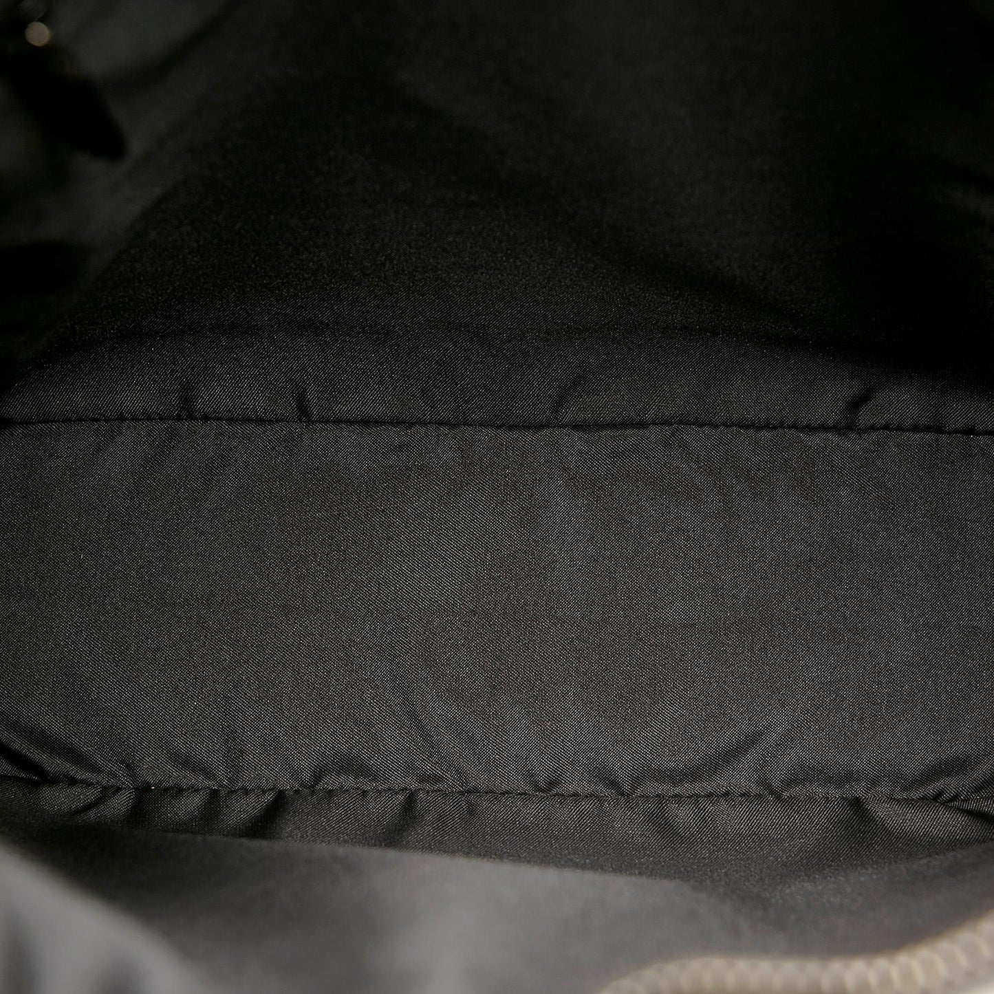 Gucci Calf Leather Shoulder Bag (SHG-35960)