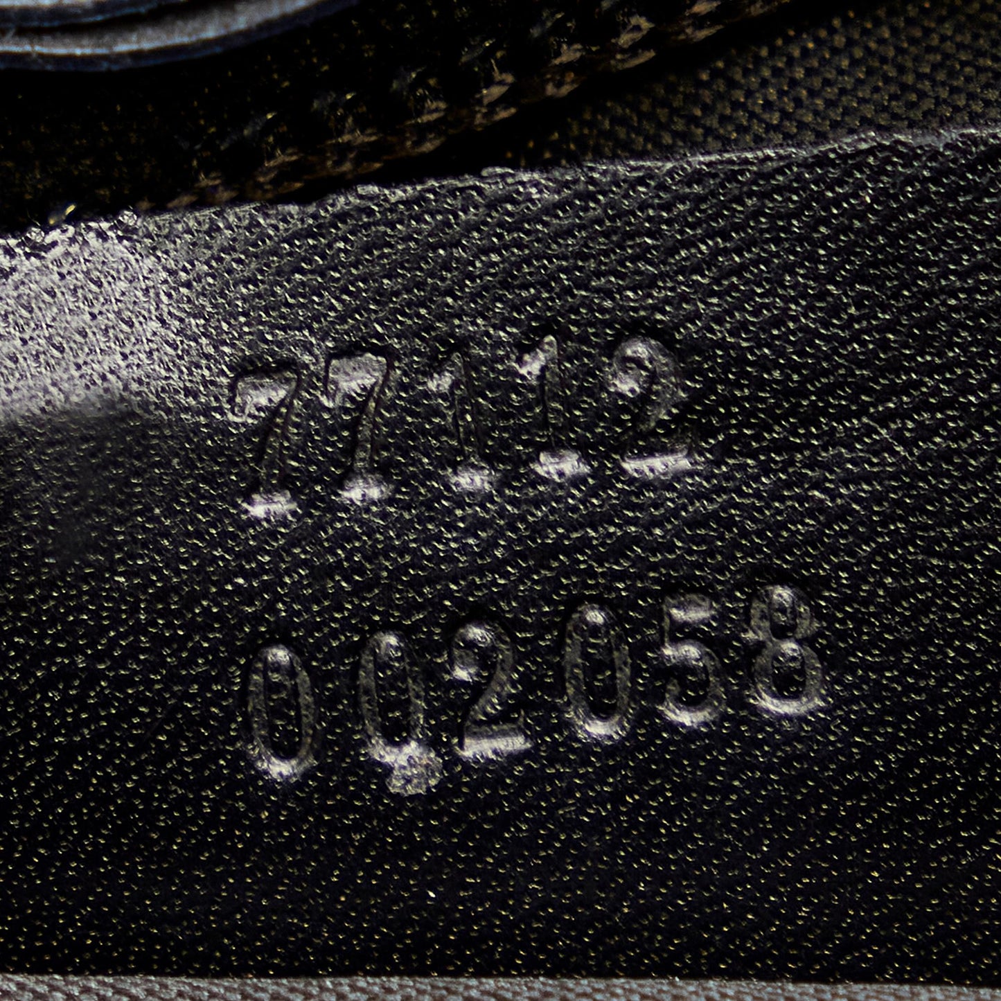 Gucci Canvas Shoulder Bag (SHG-31874)
