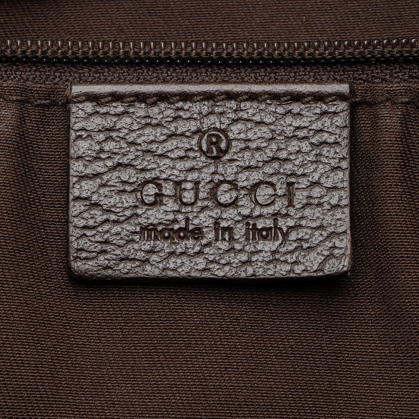 Gucci GG Canvas Abbey Medium Shoulder Bag (SHF-FVPq0K)