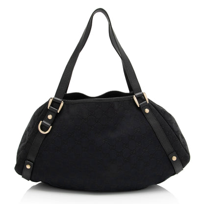 Gucci GG Canvas Abbey Medium Shoulder Bag (SHF-ZLaHNZ)