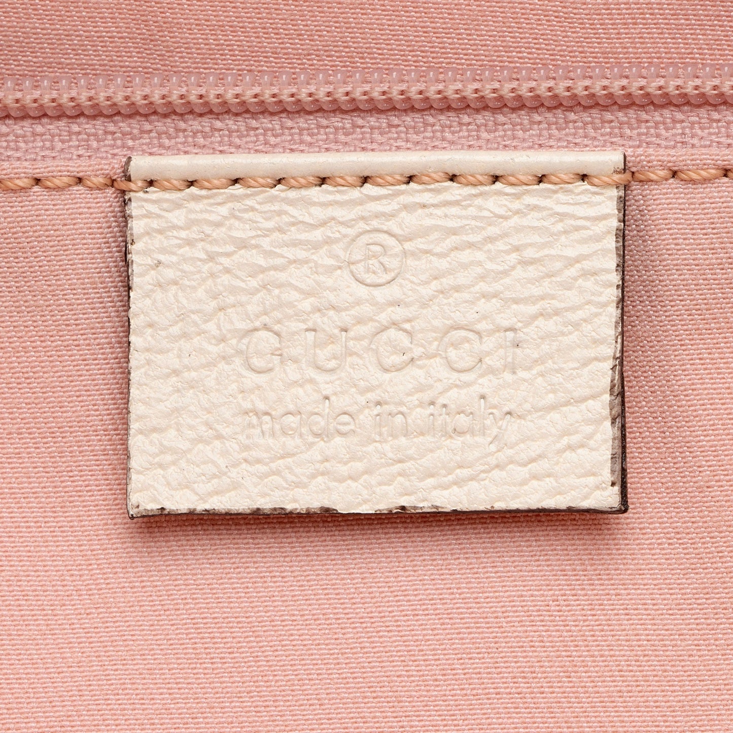 Gucci GG Canvas Abbey Medium Tote (SHF-M6QWPr)