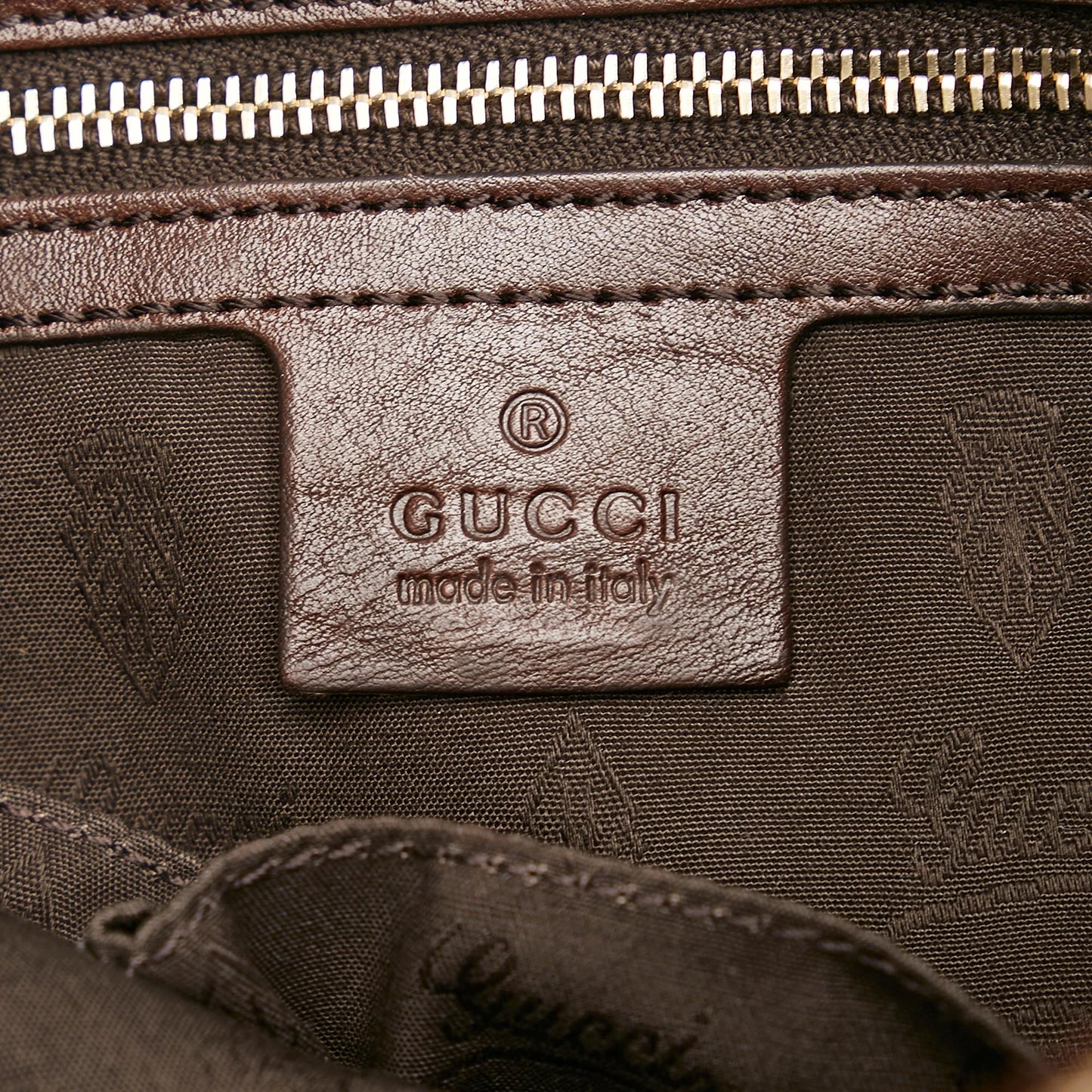 Gucci GG Canvas Charm Tote Bag (SHG-cHdxim)