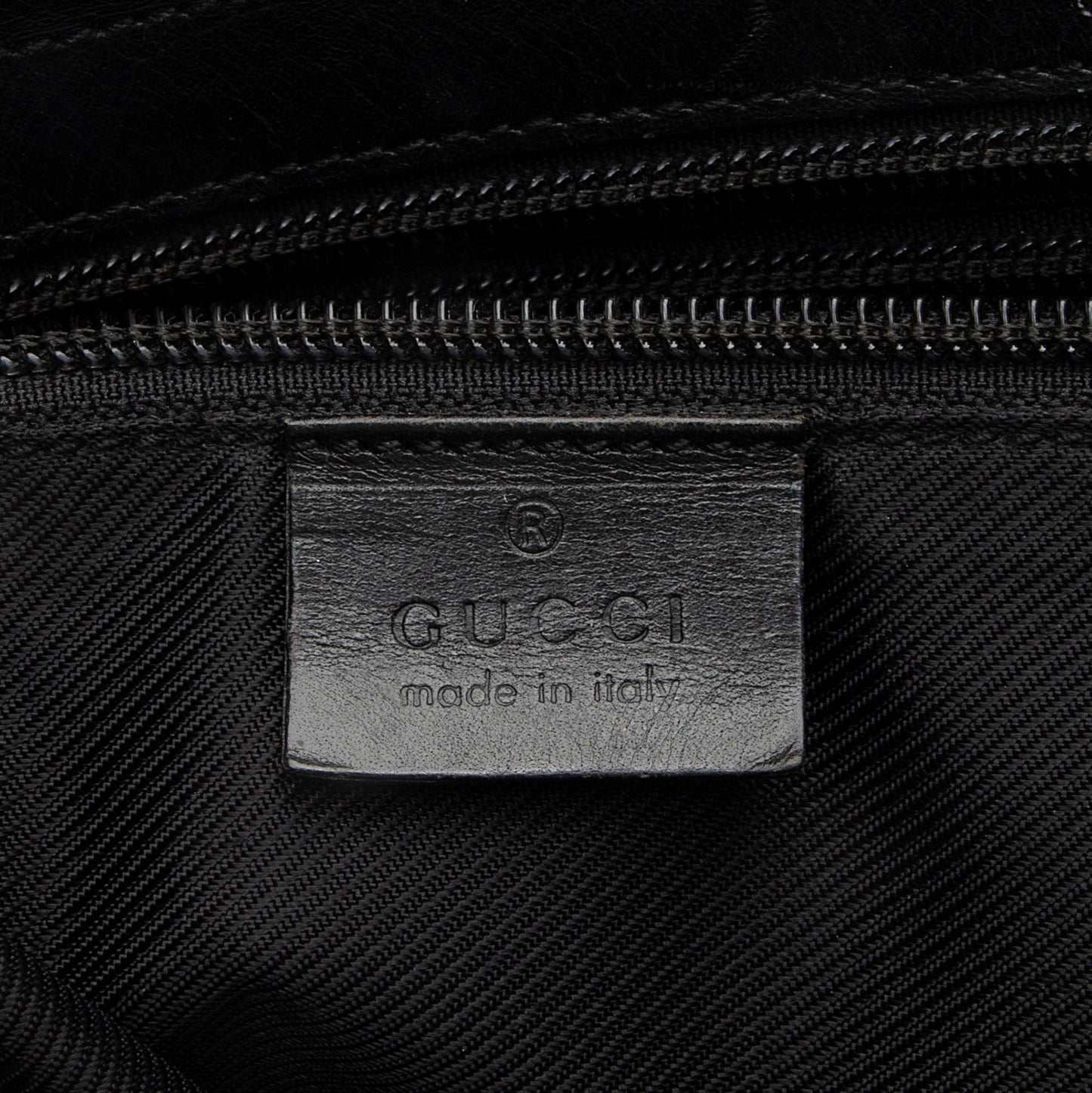 Gucci GG Canvas Front Pocket E/W Shopping Tote (SHF-23636)