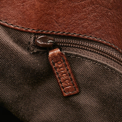 Gucci GG Canvas Horsebit Shoulder Bag (SHG-JXZoIh)