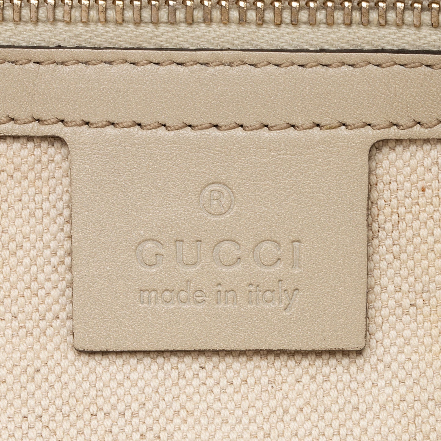Gucci GG Canvas Mayfair Medium Tote (SHF-SoVfXo)