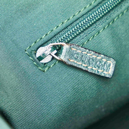 Gucci GG Canvas Pelham Shoulder Bag (SHG-34034)