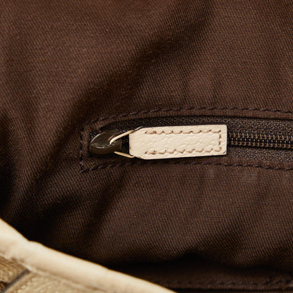 Gucci GG Canvas Pelham Shoulder Bag (SHG-JSlUEo)