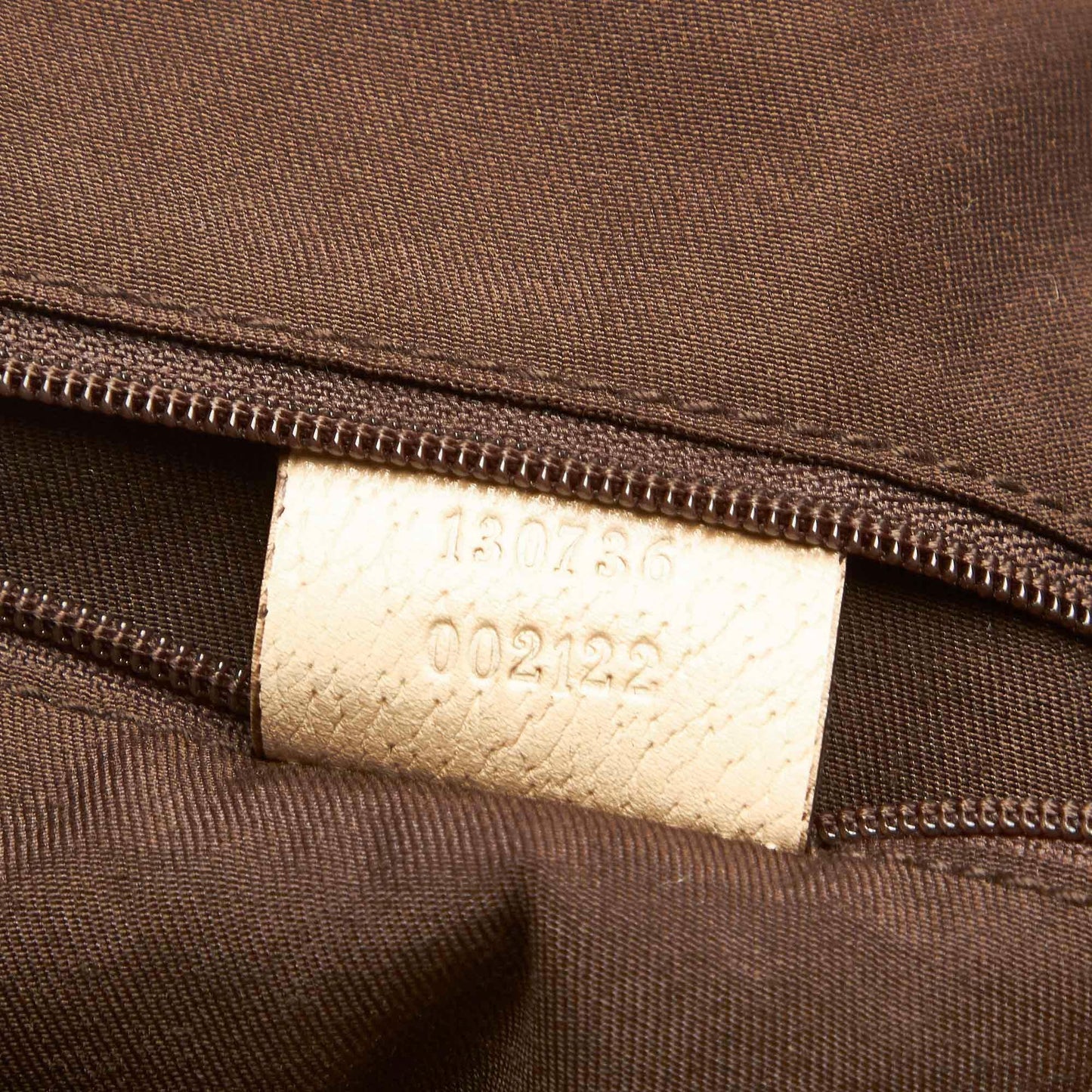 Gucci GG Canvas Pelham Tote Bag (SHG-32149)