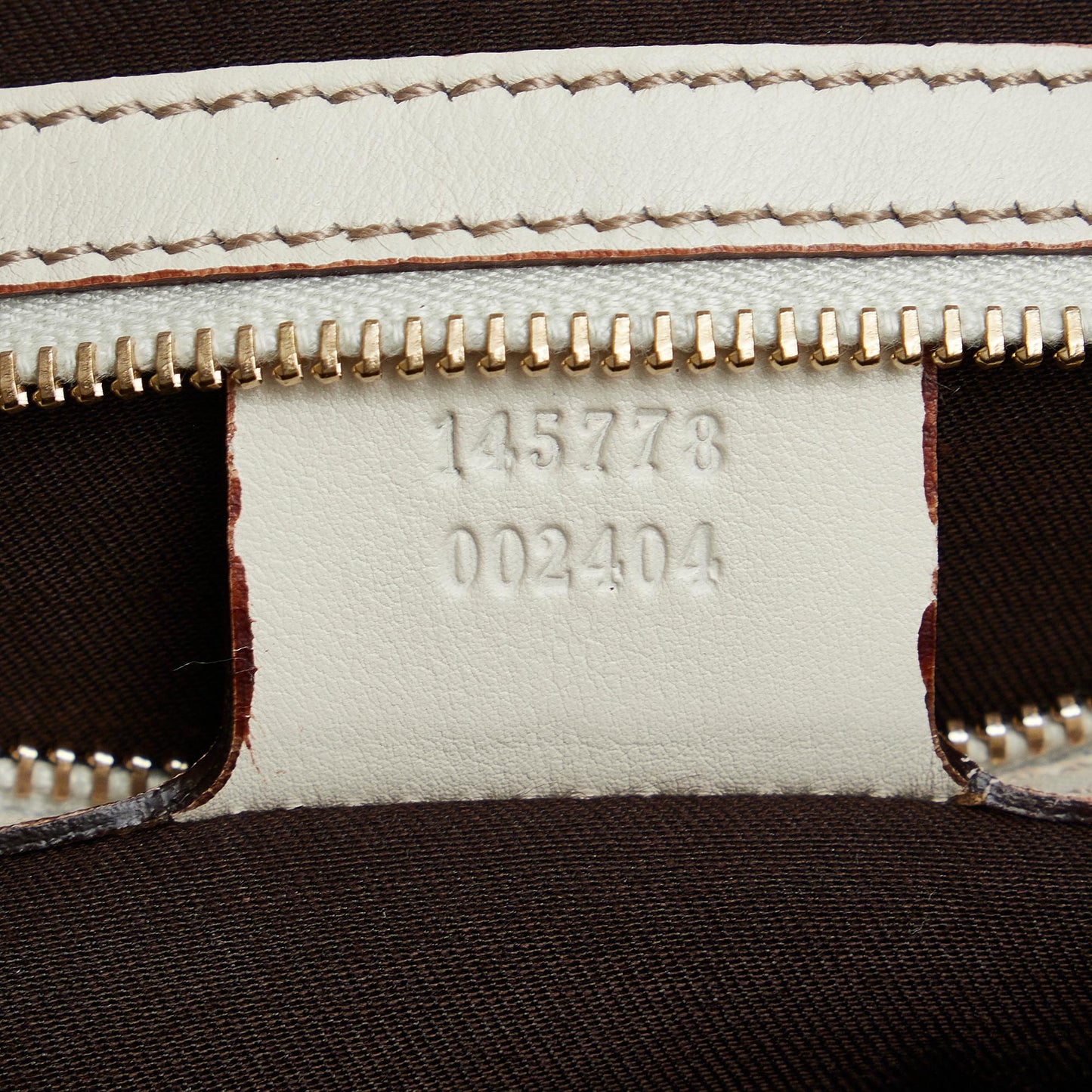 Gucci GG Canvas Punch Shoulder Bag (SHG-1mCEKQ)
