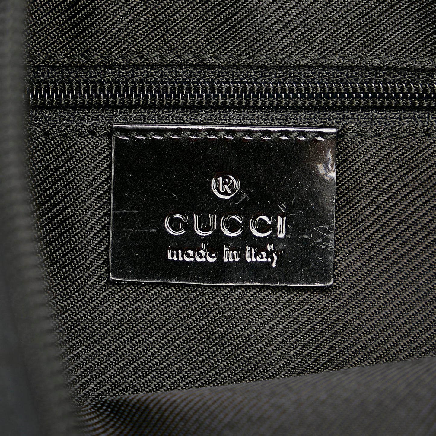 Gucci GG Canvas Shoulder Bag (SHG-25053)