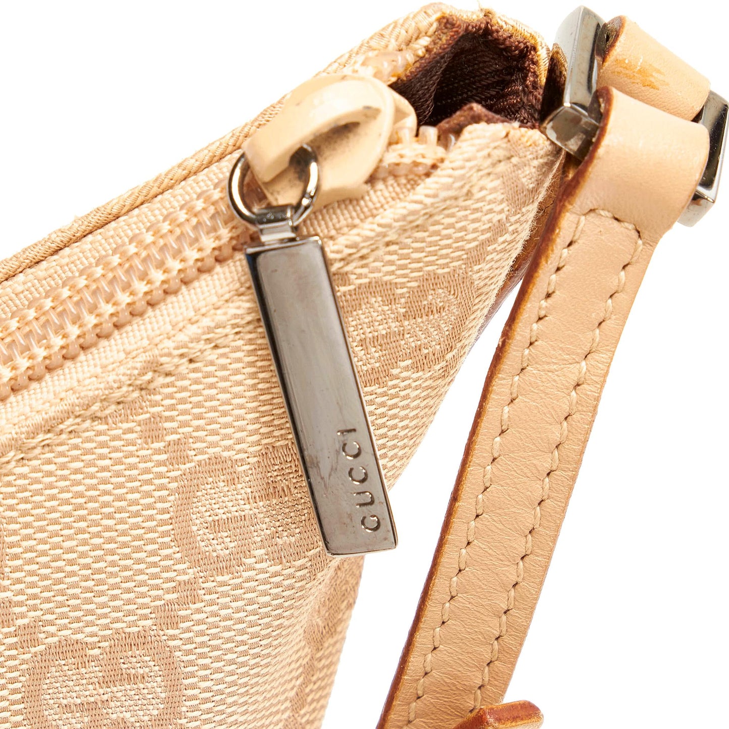 Gucci GG Canvas Shoulder Bag (SHG-31117)