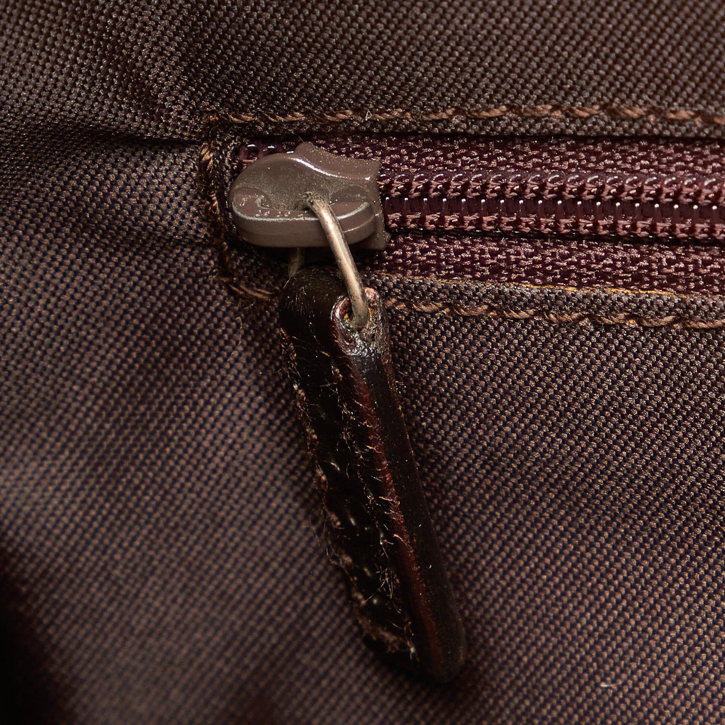 Gucci GG Canvas Shoulder Bag (SHG-34135)