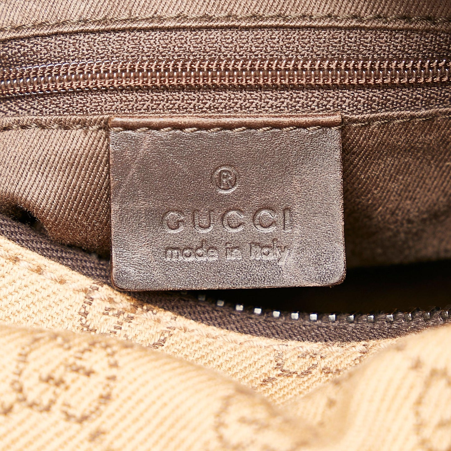 Gucci GG Canvas Shoulder Bag (SHG-34148)