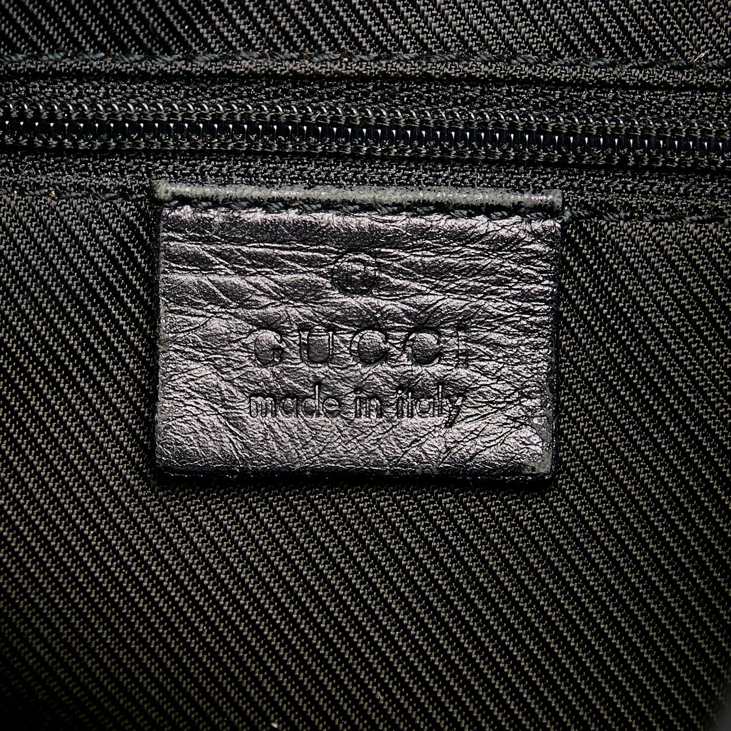 Gucci GG Canvas Shoulder Bag (SHG-35521)