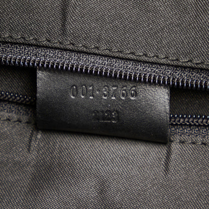 Gucci GG Canvas Shoulder Bag (SHG-kuoaAN)