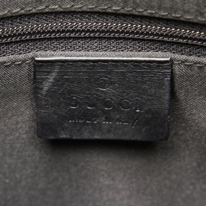 Gucci GG Canvas Shoulder Bag (SHG-kuoaAN)