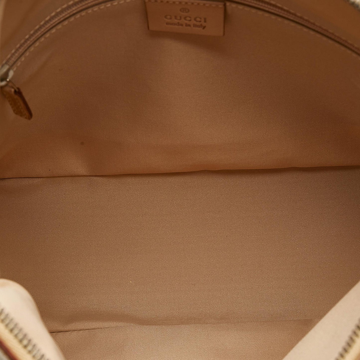 Gucci GG Canvas Shoulder Bag (SHG-71yywG)