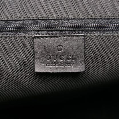 Gucci GG Canvas Shoulder Bag (SHG-A8NpEi)