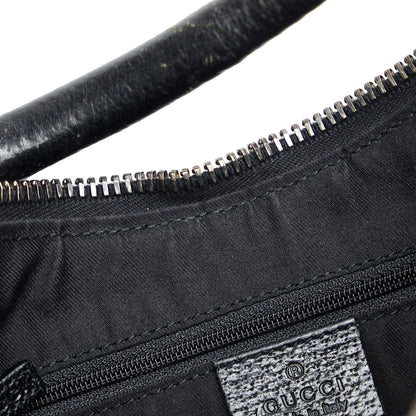 Gucci GG Canvas Shoulder Bag (SHG-uy28qf)