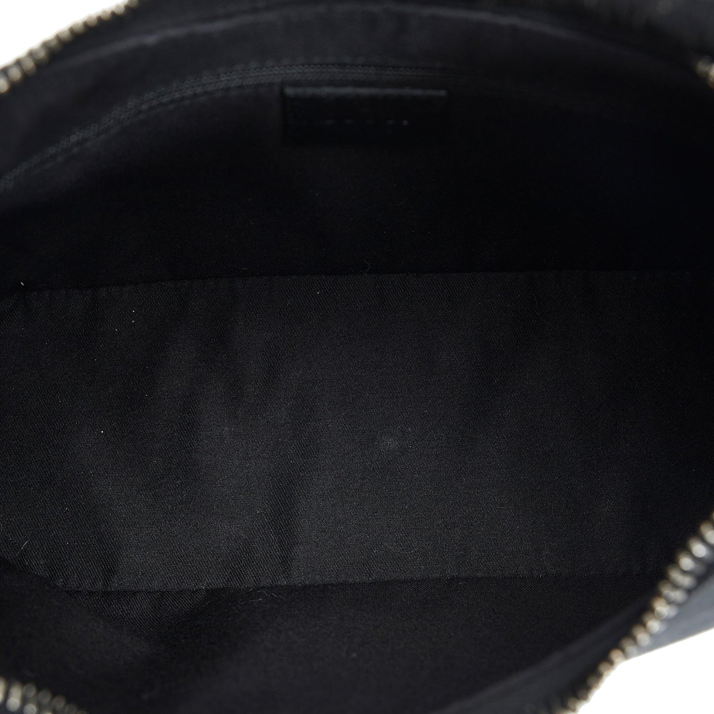 Gucci GG Canvas Shoulder Bag (SHG-uy28qf)