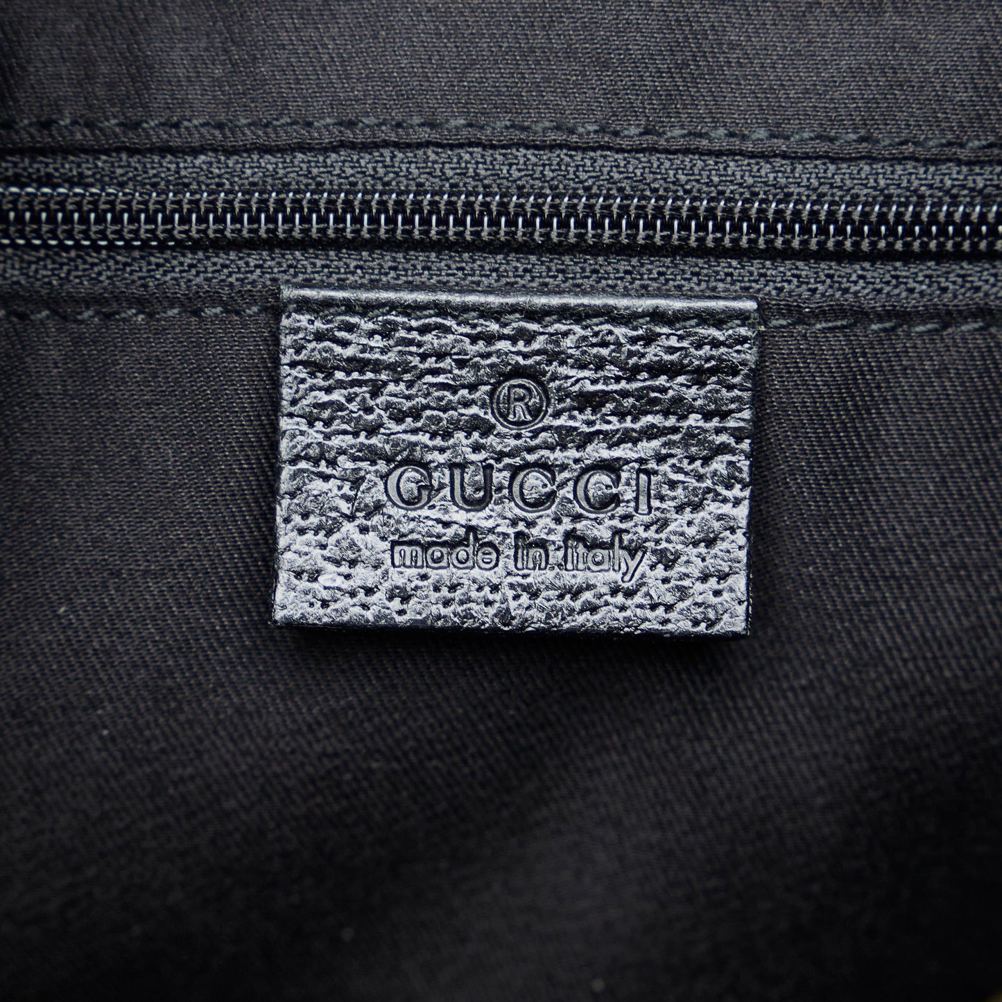 Gucci GG Canvas Shoulder Bag (SHG-uy28qf)