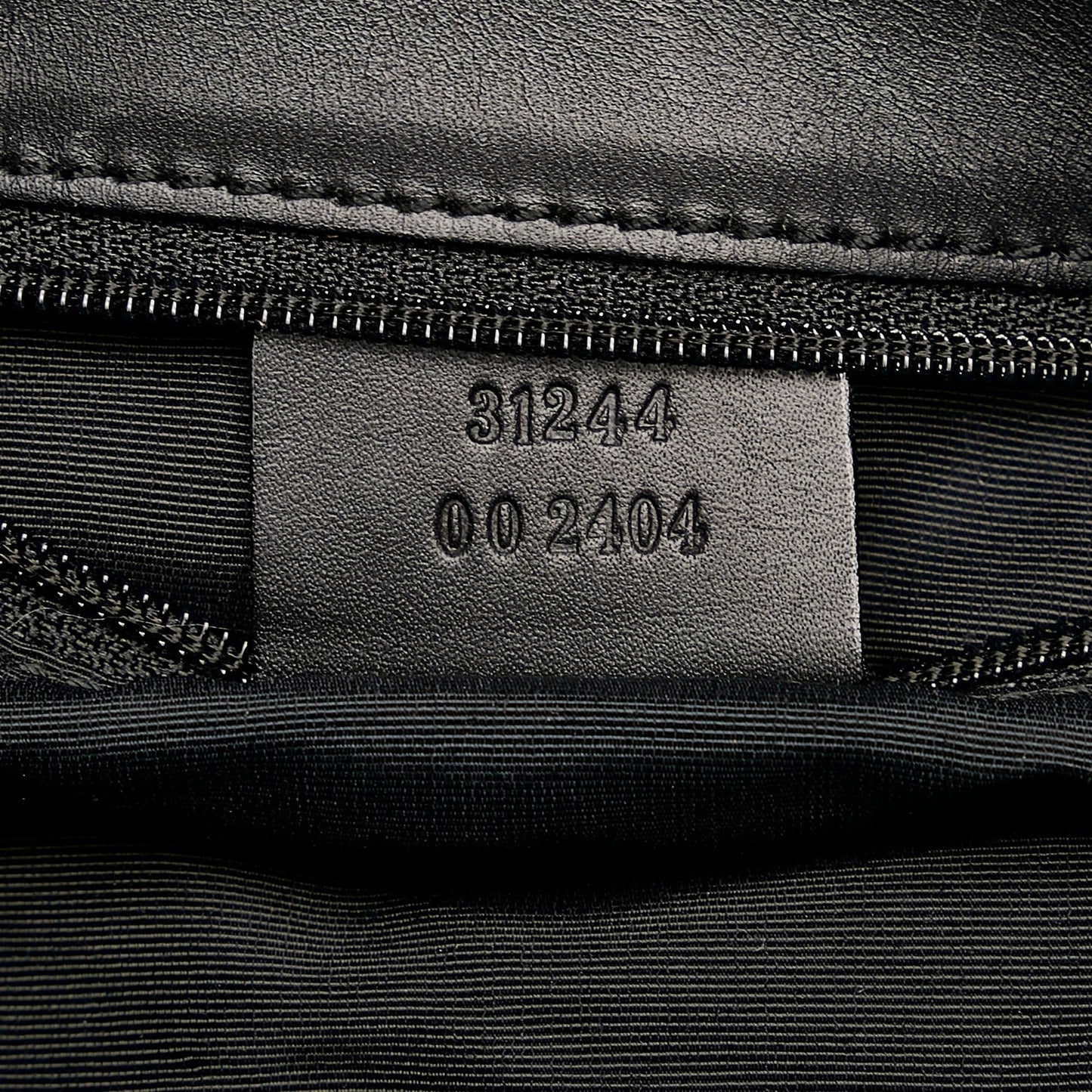 Gucci GG Canvas Tote Bag (SHG-29219)