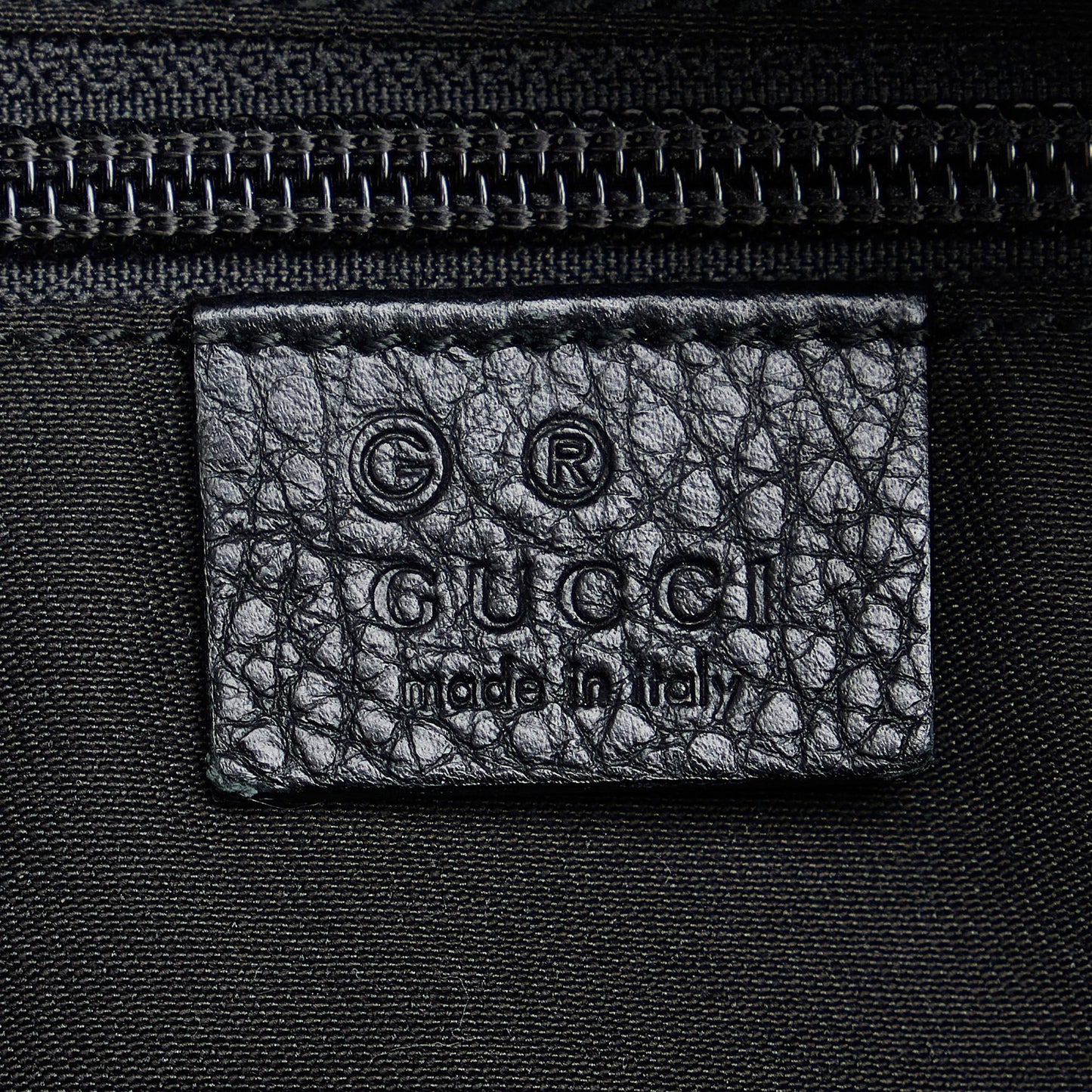 Gucci GG Canvas Tote (SHG-ZEXJn2)