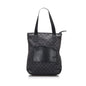 Gucci GG Canvas Tote (SHG-AtlGKp)