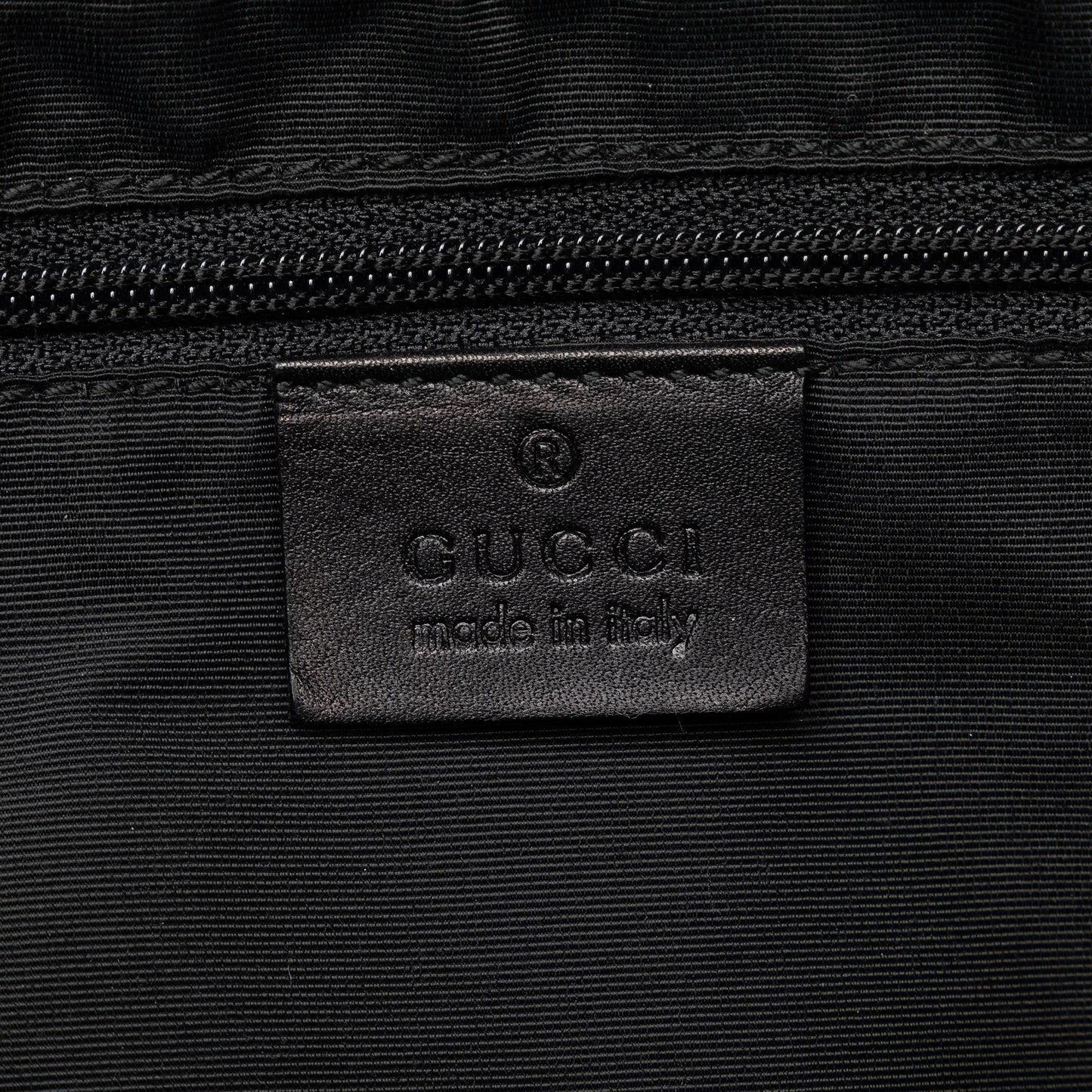 Gucci GG Denim Shoulder Bag (SHG-QwDGp7)