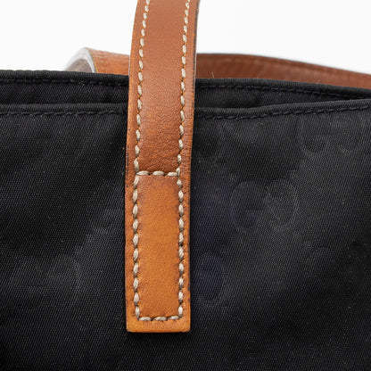 Gucci GG Nylon Shopper Tote (SHF-83sqqh)