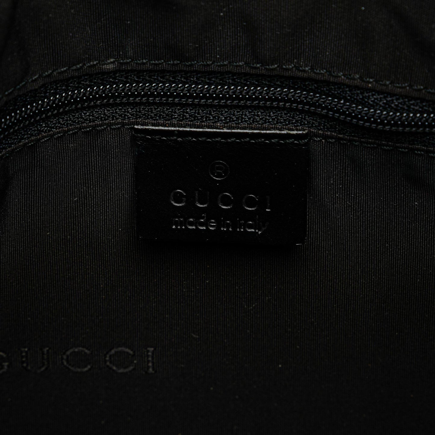 Gucci GG Nylon Shoulder Bag (SHG-pSPER4)