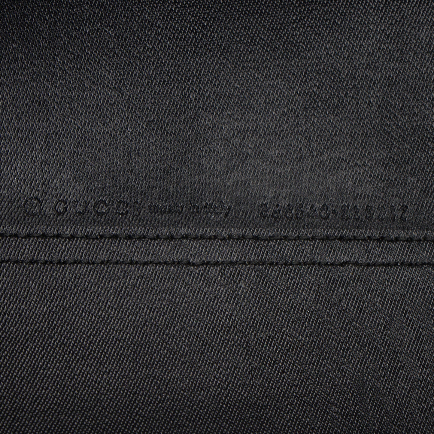 Gucci GG Supreme Caleido Medium Reversible Tote (SHF-cTUY8M)