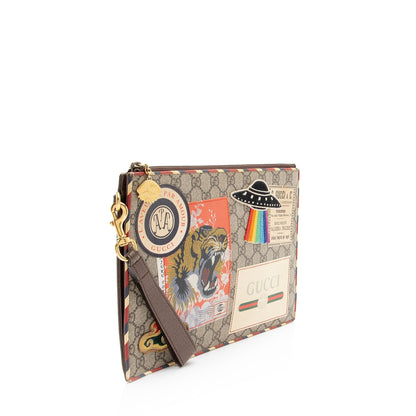 Gucci GG Supreme Courrier Clutch