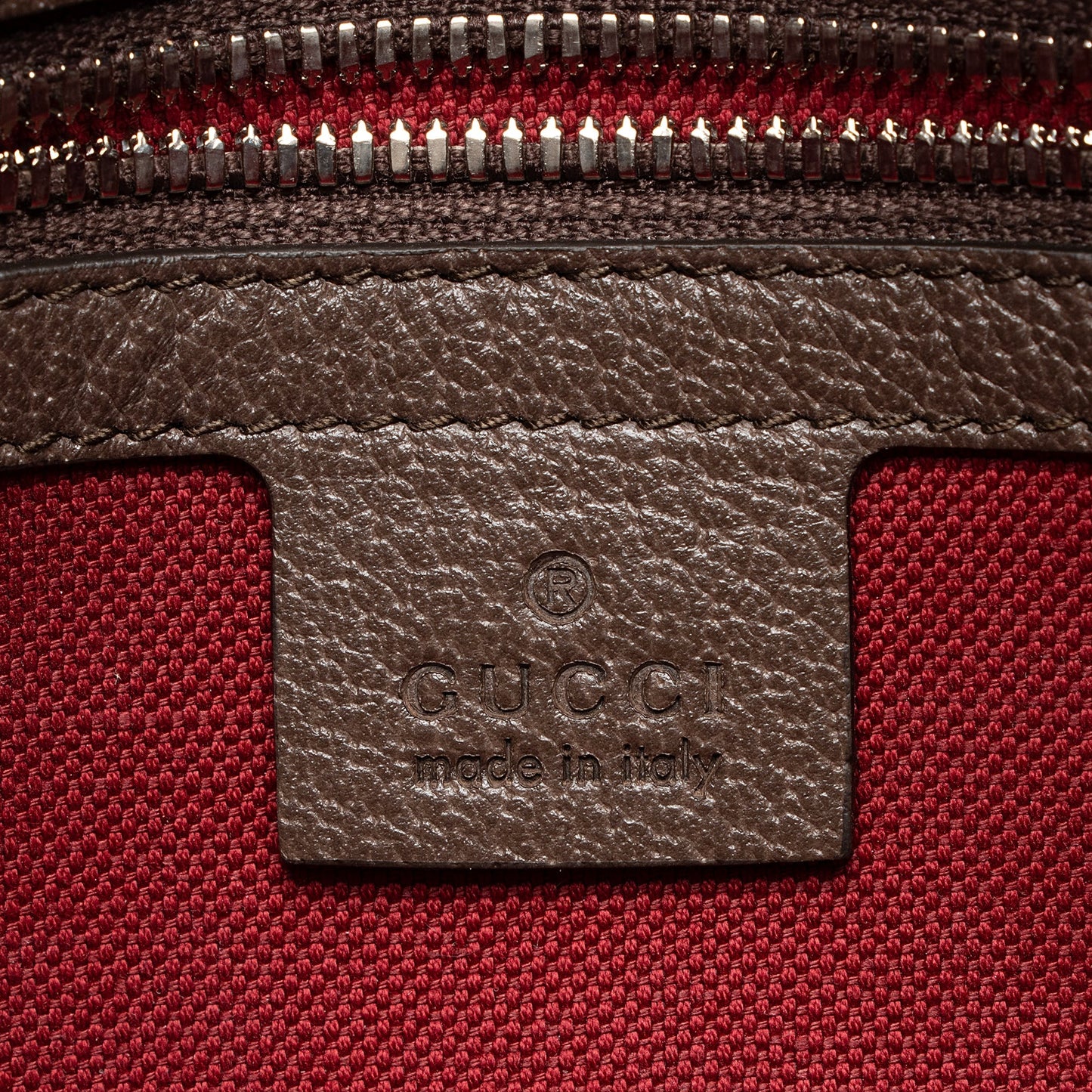 Gucci GG Supreme Buckle Small Tote (SHF-2EWGYl)