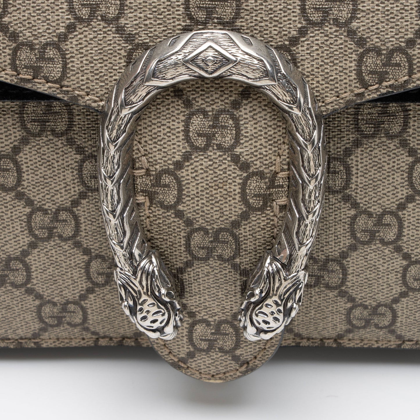 Gucci GG Supreme Dionysus Medium Shoulder Bag