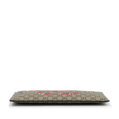 Gucci GG Supreme Kingsnake Clutch Bag (SHG-qHejCL)