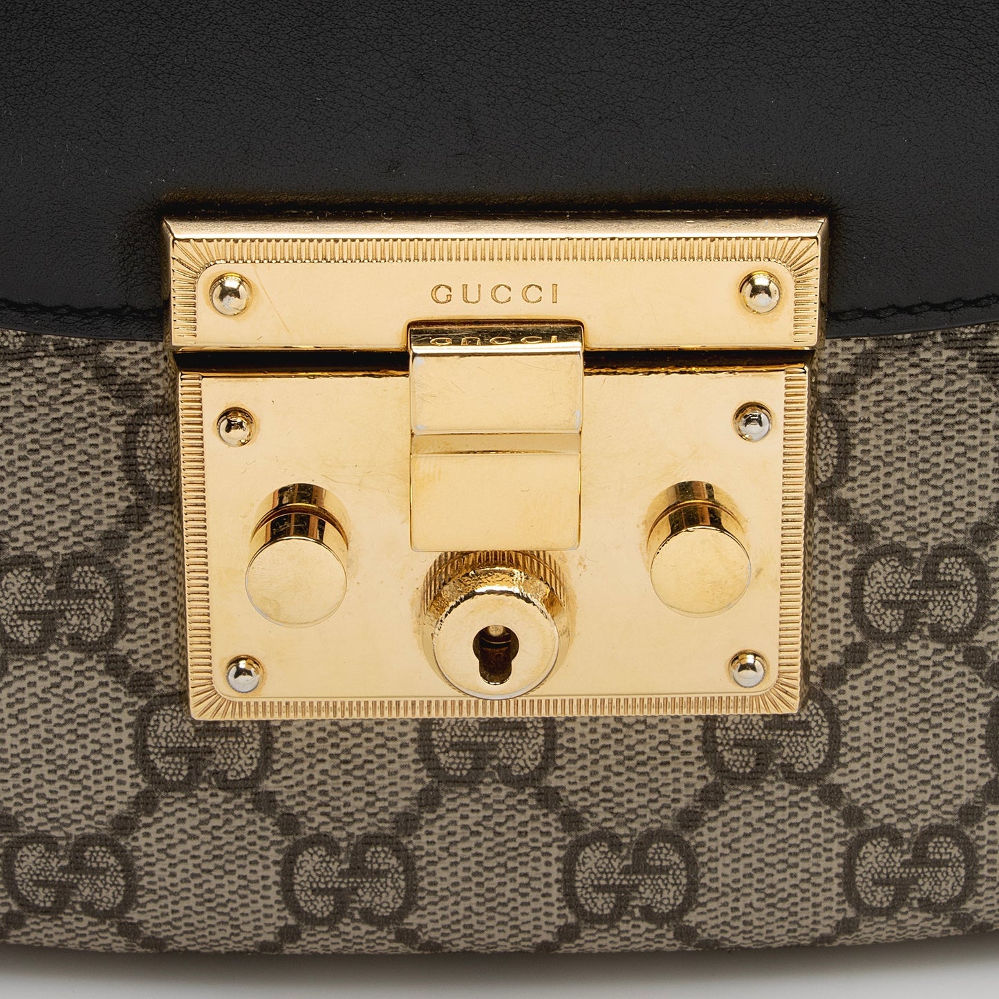 Gucci GG Supreme Padlock Saddle Medium Shoulder Bag (SHF-22972)