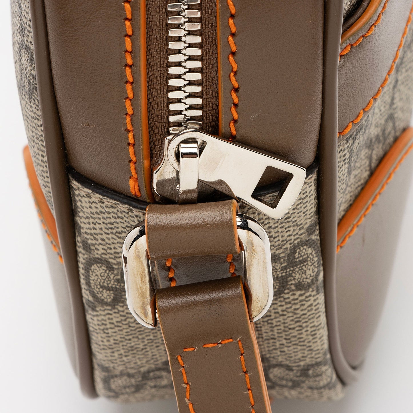 Gucci GG Supreme Small Shoulder Bag (SHF-sH5tRt)