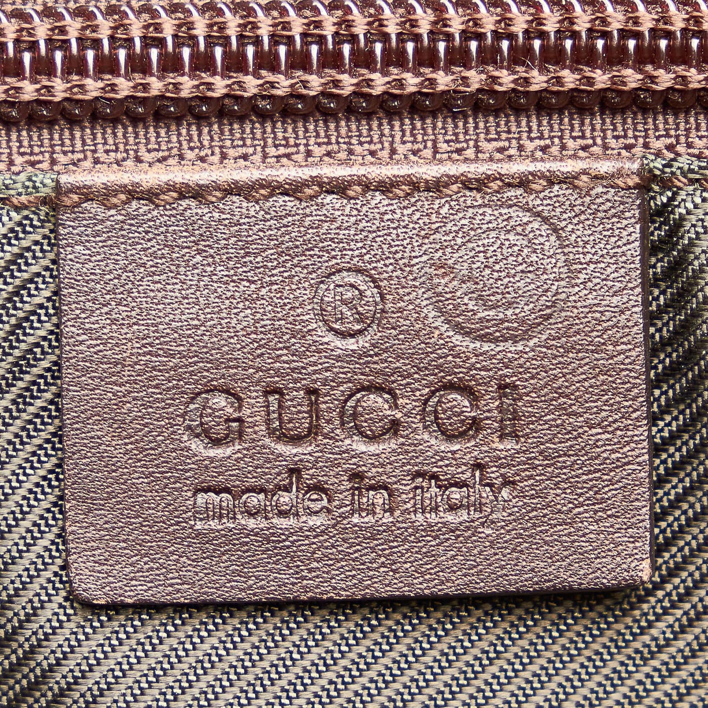 Gucci GG Supreme Tote Bag (SHG-31154)