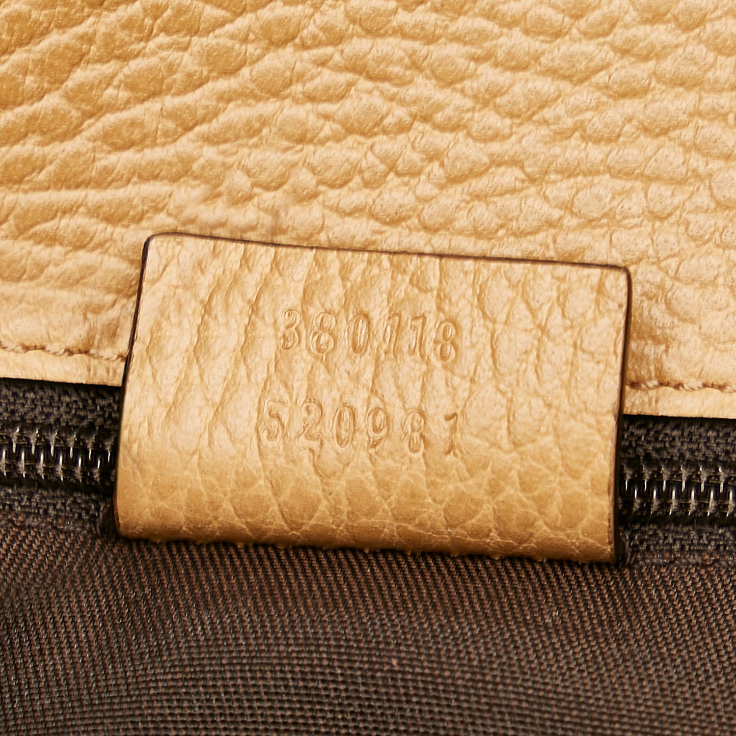 Gucci Gifford Leather Tote Bag (SHG-25560)