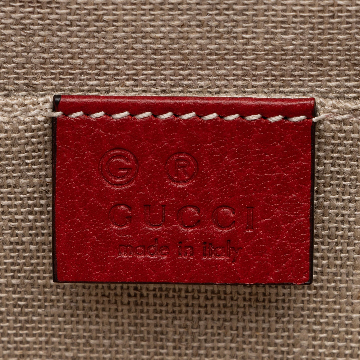 Gucci Grained Calfskin Interlocking G Small Shoulder Bag (SHF-8gS5ns)