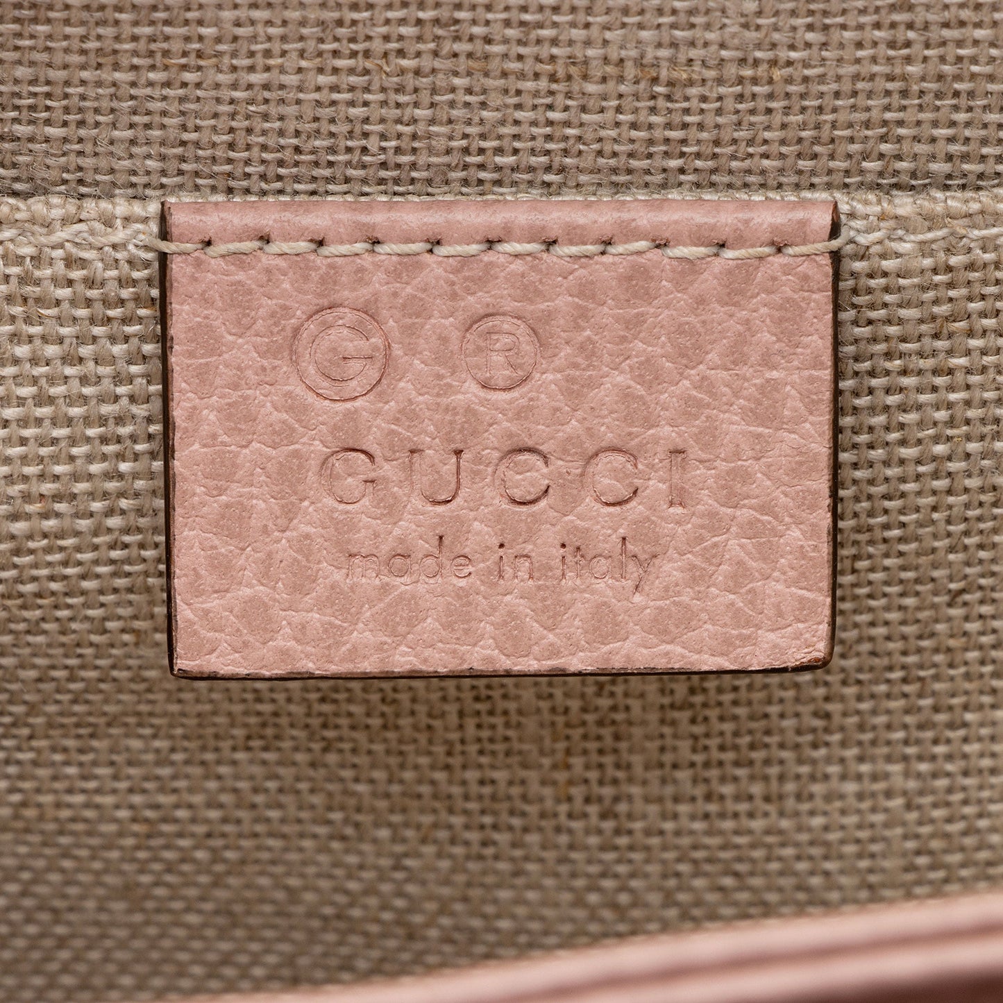 Gucci Grained Calfskin Interlocking G Small Shoulder Bag (SHF-eMNjXX)