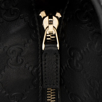 Gucci Guccissima Leather Classic Medium Zip Tote (SHF-CnrScb)