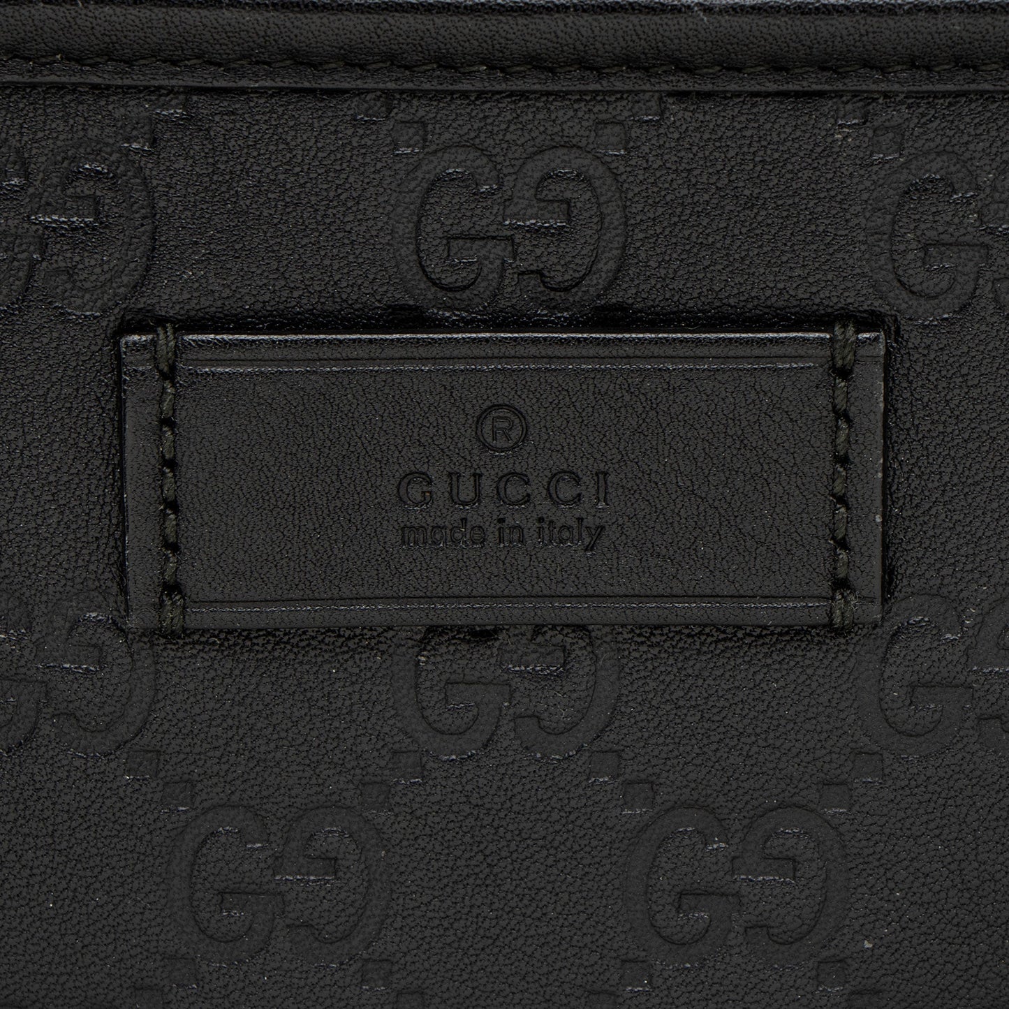 Gucci Guccissima Leather Classic Medium Zip Tote (SHF-CnrScb)